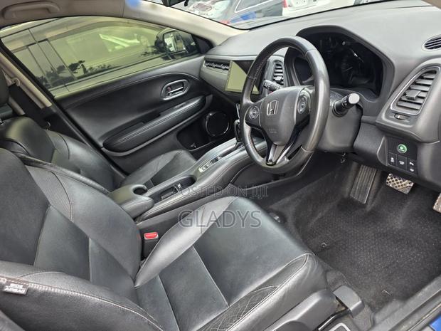 Honda Vezel 2015