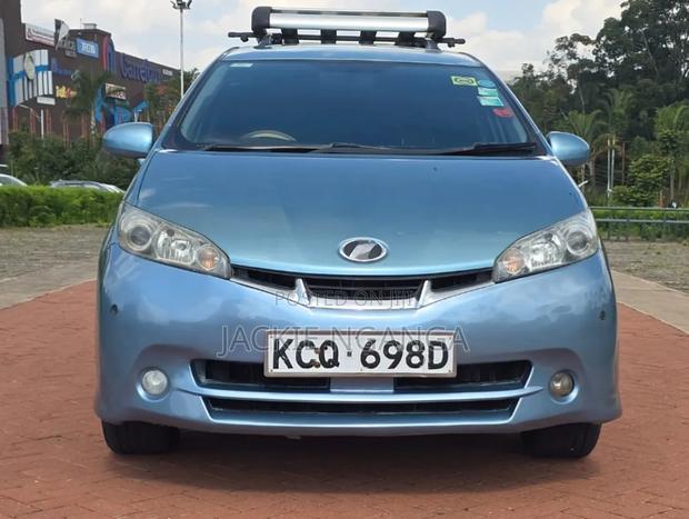 Toyota Wish 2011 Blue