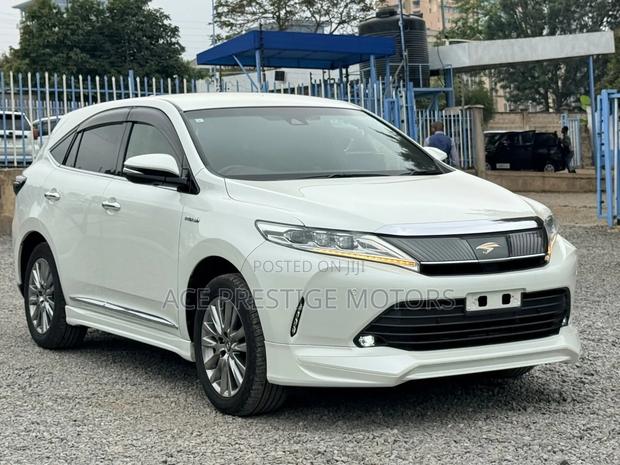 Toyota Harrier 2019 White