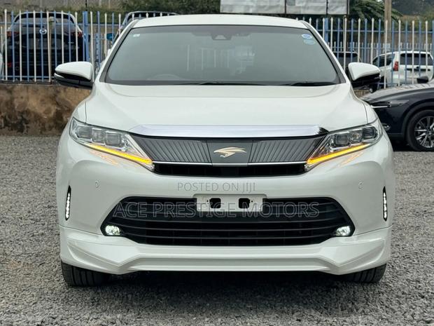 Toyota Harrier 2019 White