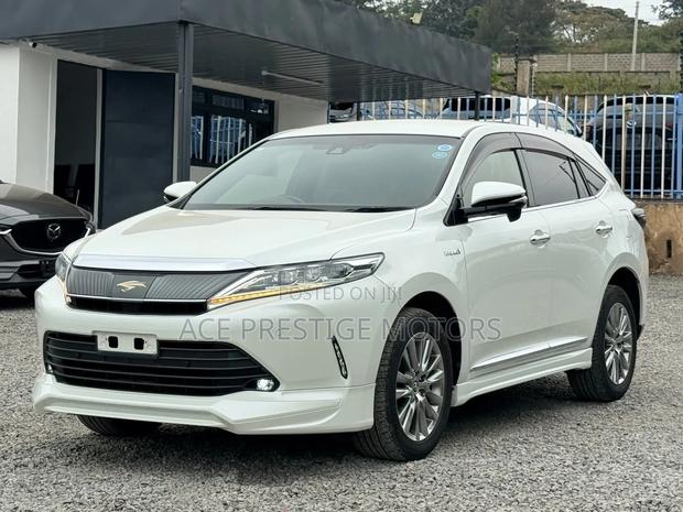 Toyota Harrier 2019 White
