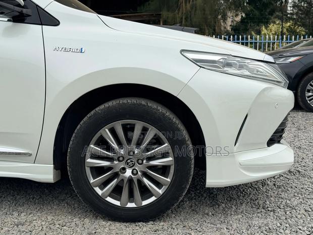 Toyota Harrier 2019 White