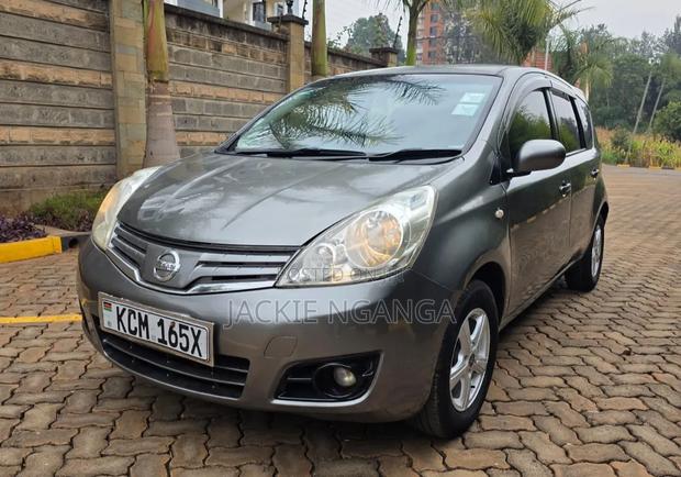 Nissan Note 2010 Gray