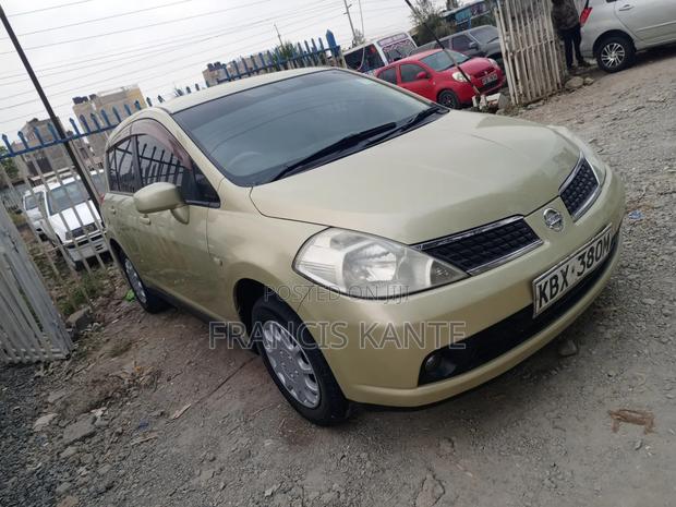 Nissan Tiida 2007