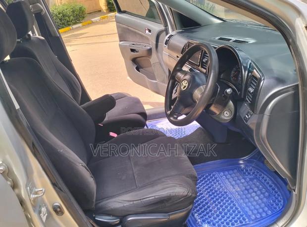 Toyota Wish 2008 Silver