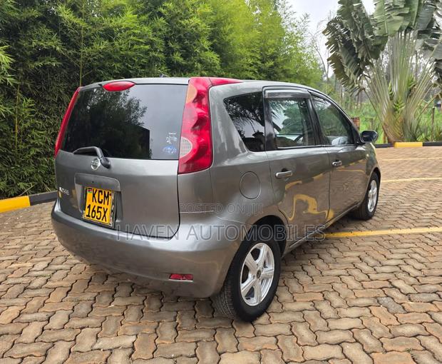 Nissan Note 2010 Gray