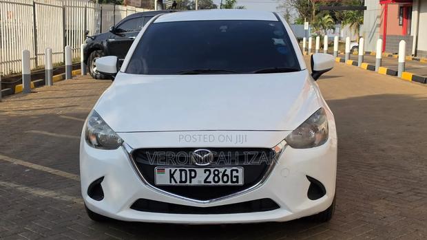 Mazda Demio 2017 White