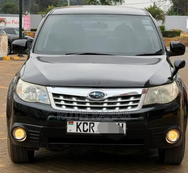 Subaru Forester 2012 Black