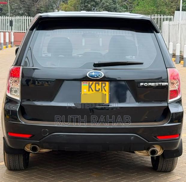 Subaru Forester 2012 Black