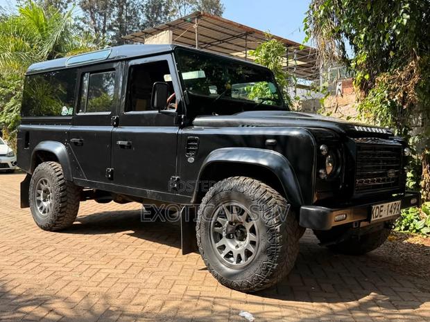 Land Rover Defender 2010 Black