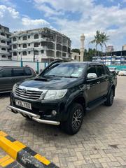 Toyota Hilux 2016 Black for sale