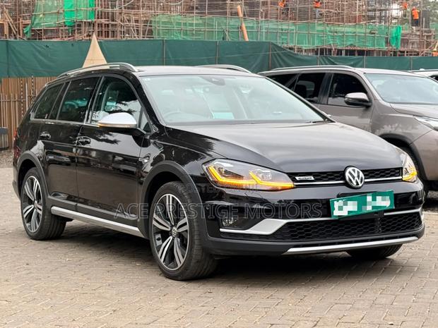 Volkswagen Golf Alltrack 2019 Black