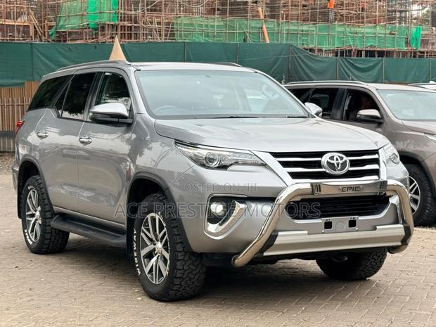 Toyota Fortuner 2.8 D AWD 2020 Silver