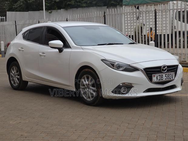Mazda Axela SV Premium 2014 White