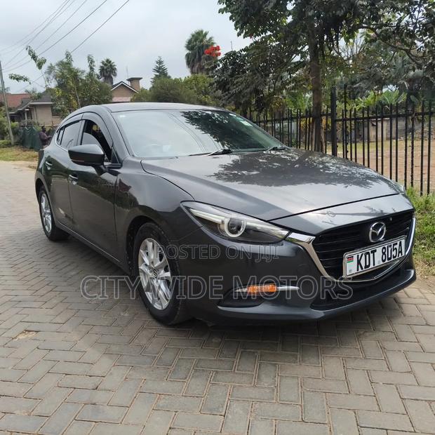 Mazda Axela 2018 Gray