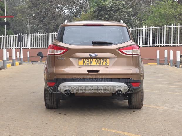 Ford Kuga 2013 Burgundy