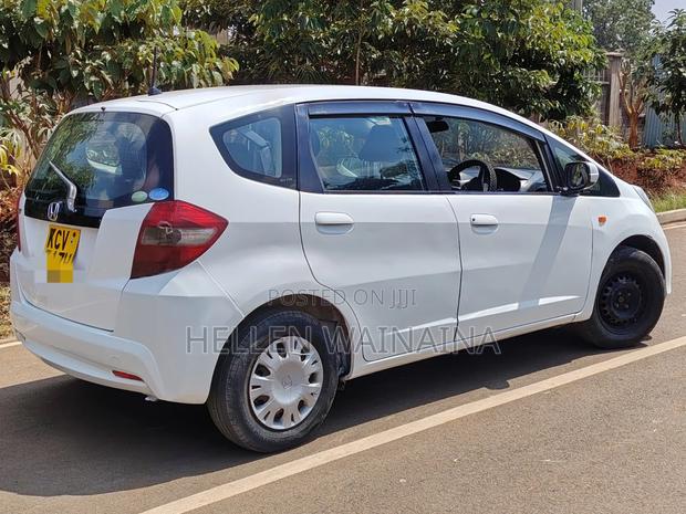 Honda Fit 2012 White