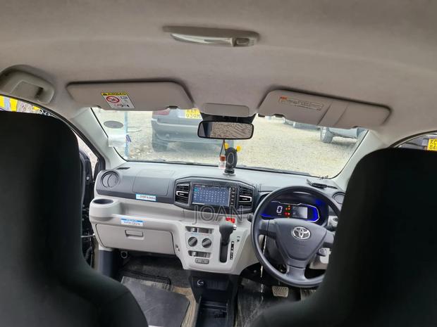 Daihatsu Mira 2018 Black