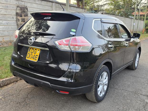 Nissan X-Trail 2015 Black