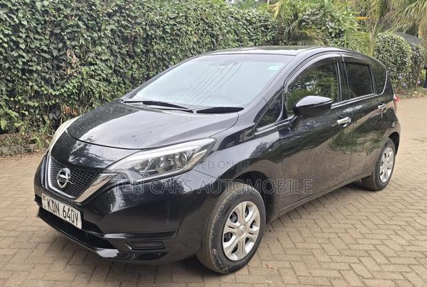 Nissan Note 2017 Black