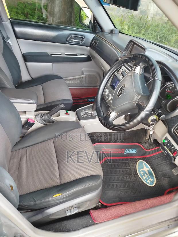 Subaru Forester Automatic 2004 Silver