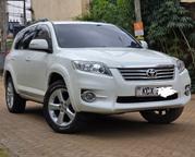 Toyota Vanguard 2012 White for sale
