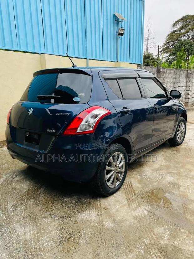 Suzuki Swift 2015 Blue