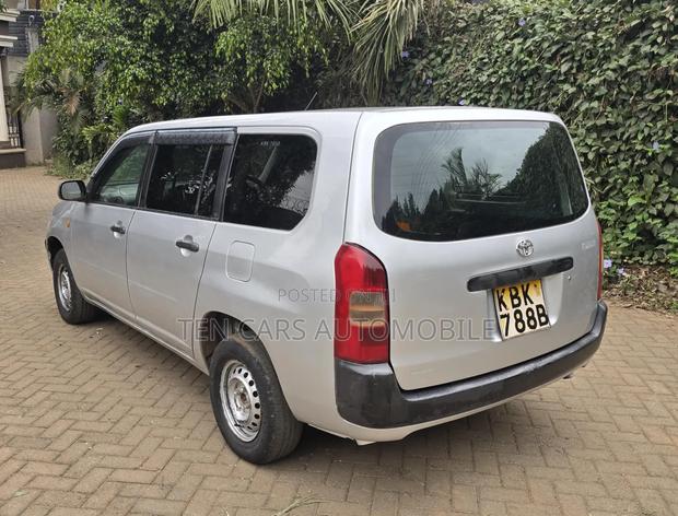 Toyota Probox 2002 Silver