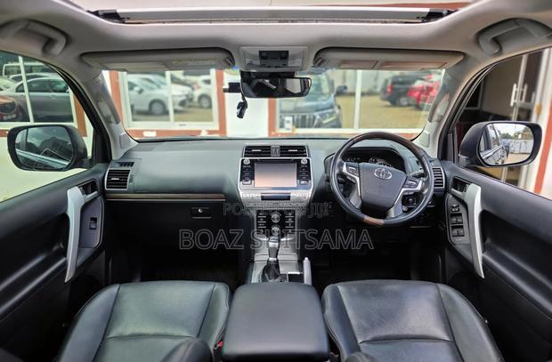 Toyota Land Cruiser Prado 2019 Black