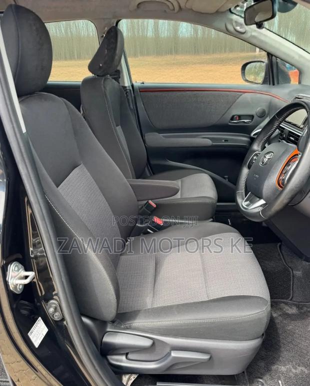 Toyota Sienta 2019 Black