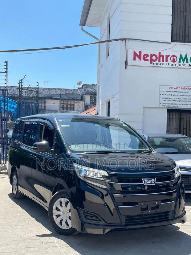 Toyota Noah 2020 Matt Black