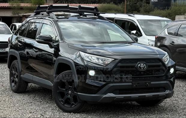 Toyota RAV4 2021 Black