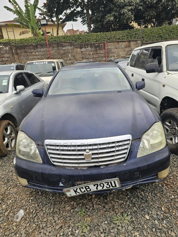 Toyota Crown 2007 Blue
