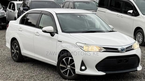 Toyota Axio 2019 White