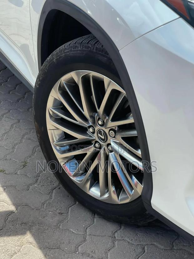 Lexus RX 2019 White