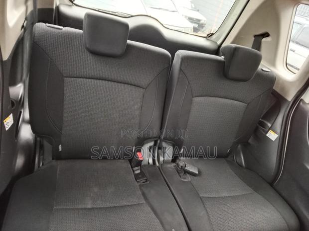 Mitsubishi Delica 2015 White