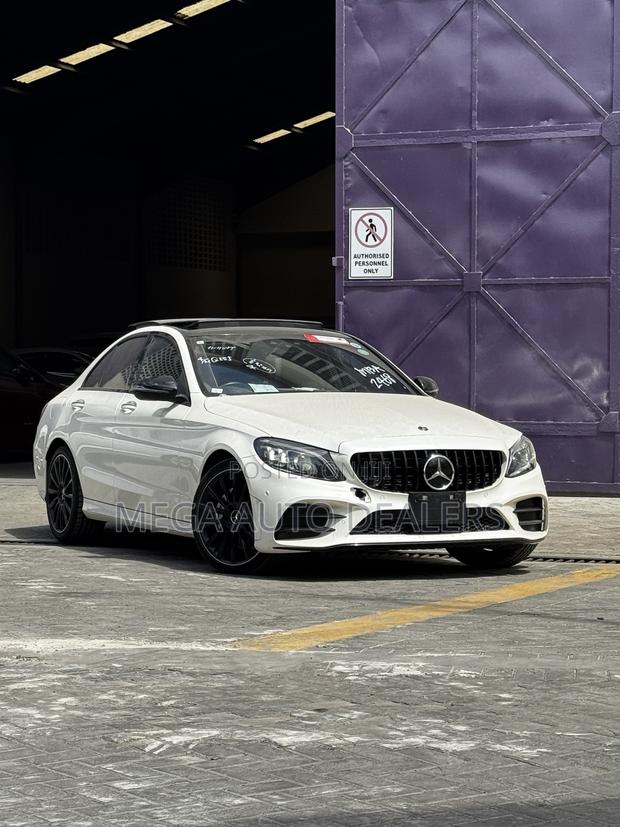 Mercedes-Benz C200 2019 White
