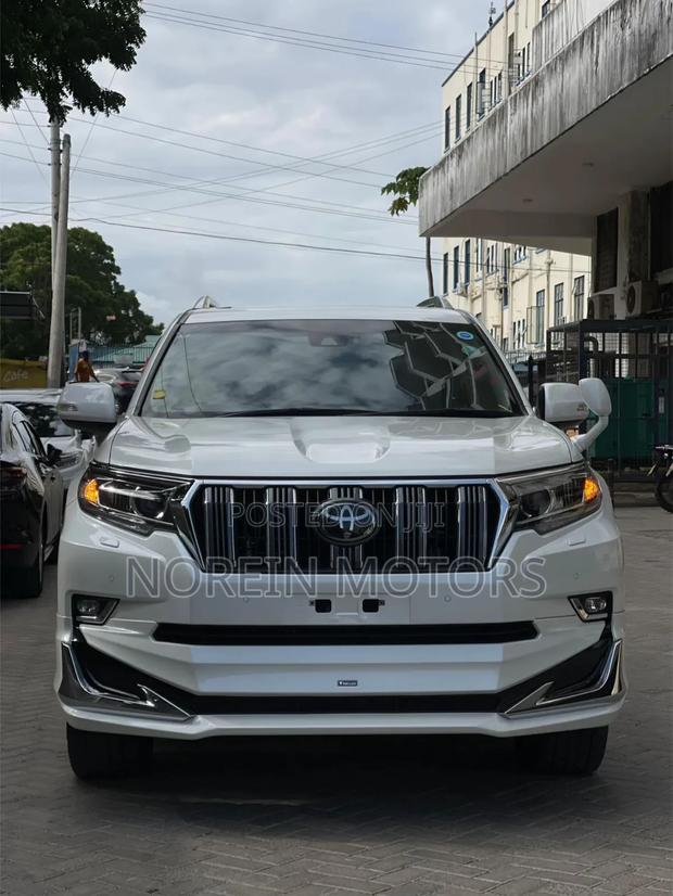 Toyota Land Cruiser Prado 2020 White