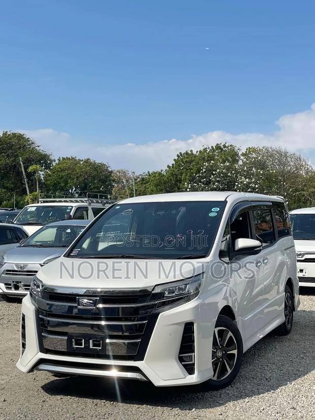 Toyota Noah 2019 White
