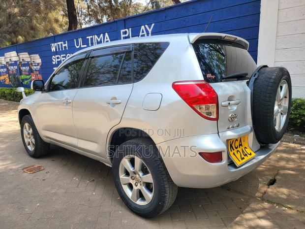 Toyota RAV4 2009