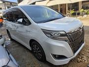 Toyota Esquire 2019 Silver for sale