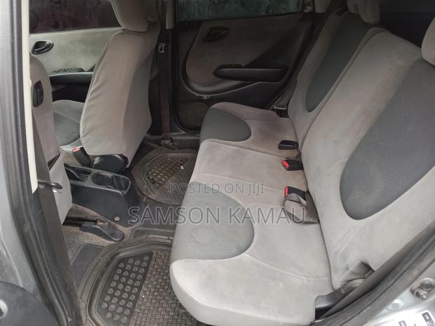 Honda Fit 2006 Silver
