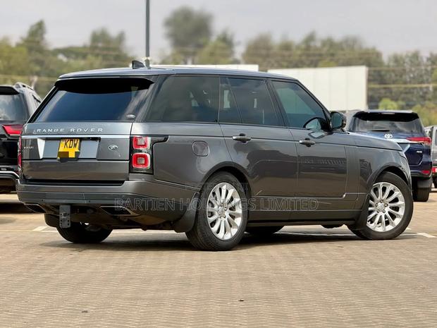 Land Rover Range Rover Vogue 2020 Gray