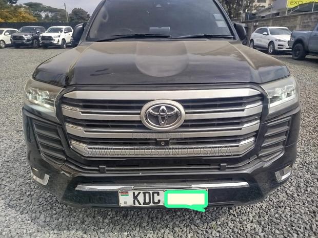 Toyota Land Cruiser 2015 Black