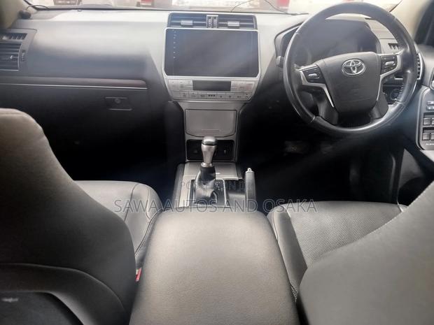 Toyota Land Cruiser Prado 2018 Matt Black