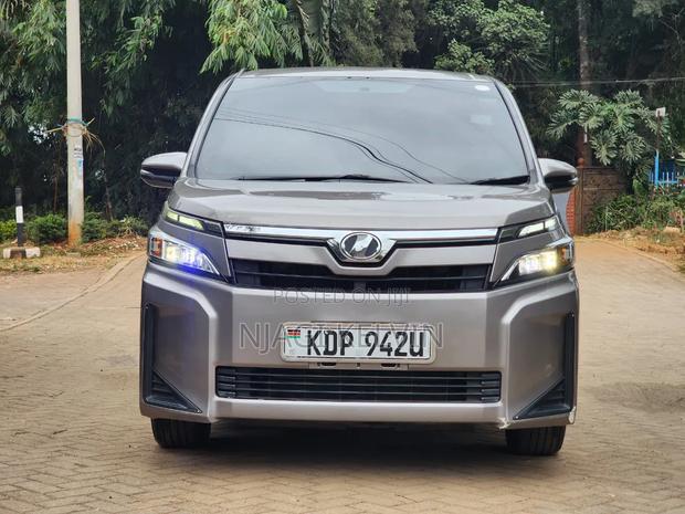 Toyota Voxy 2018 Brown