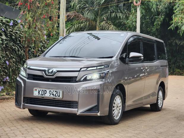 Toyota Voxy 2018 Brown