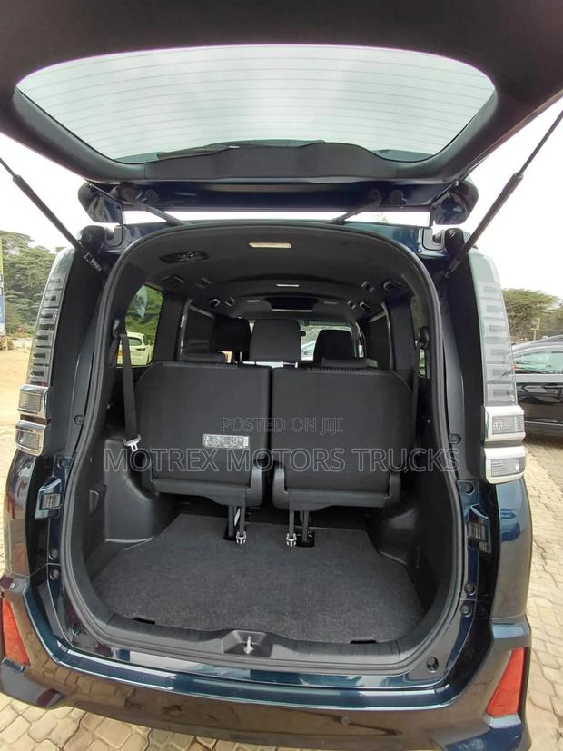 Toyota Voxy 2019 Black