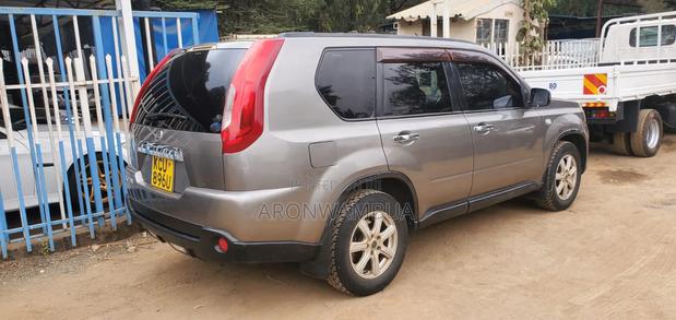 Nissan X-Trail 2011 Silver