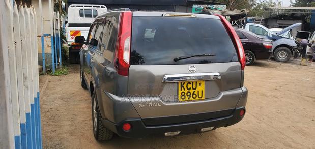 Nissan X-Trail 2011 Silver